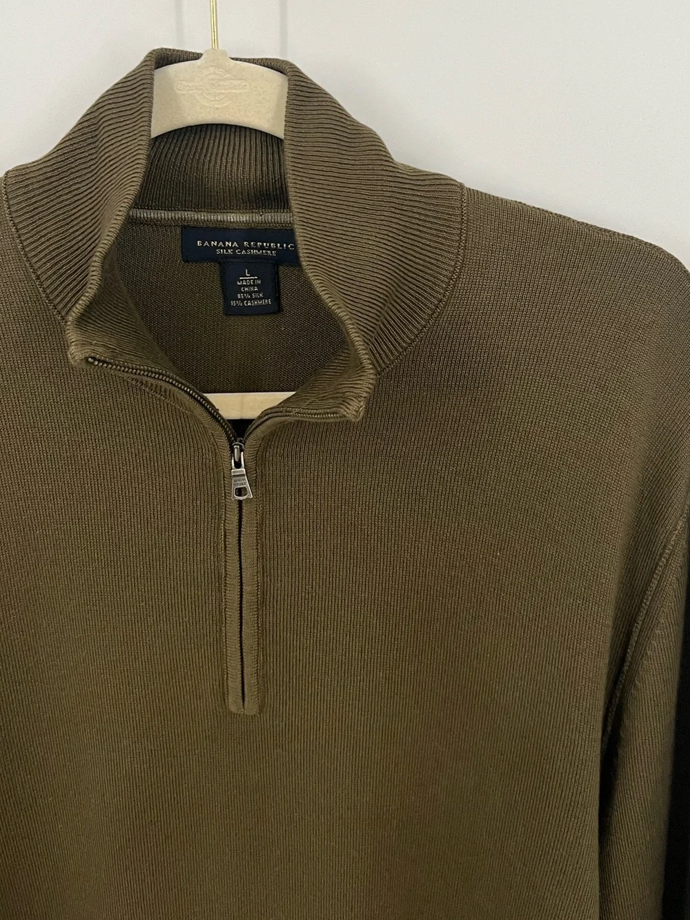 Banana Republic Men's Cashmere Silk Blend Olive Zip-Neck Sweater